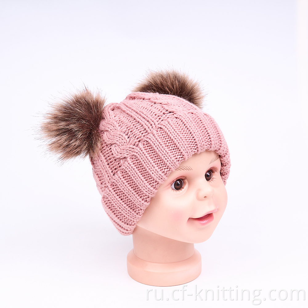 Cf M 0286 1 Knitted Beanie Hat 2